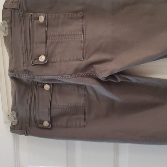 7 For all Mandkind Cargo Pants - Picture 3 of 7